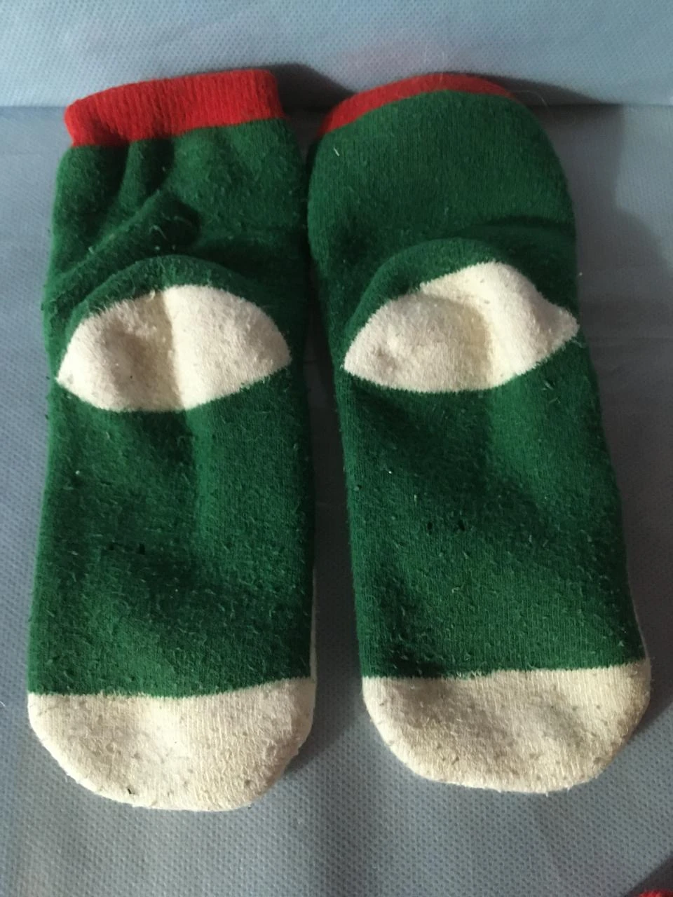 Disney Mickey Kersttrui Maat 5 Jaar + Kerstsokken – photo 6